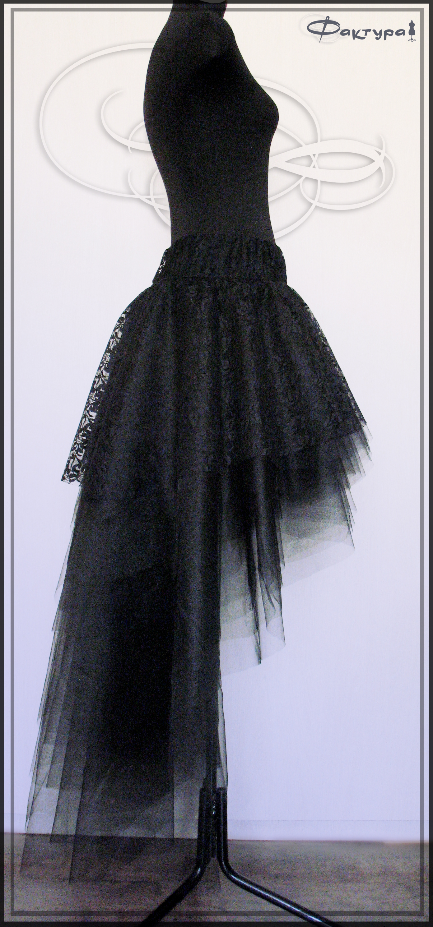 Платье с юбкой из фатина для взрослой девушки – черное вечернее
